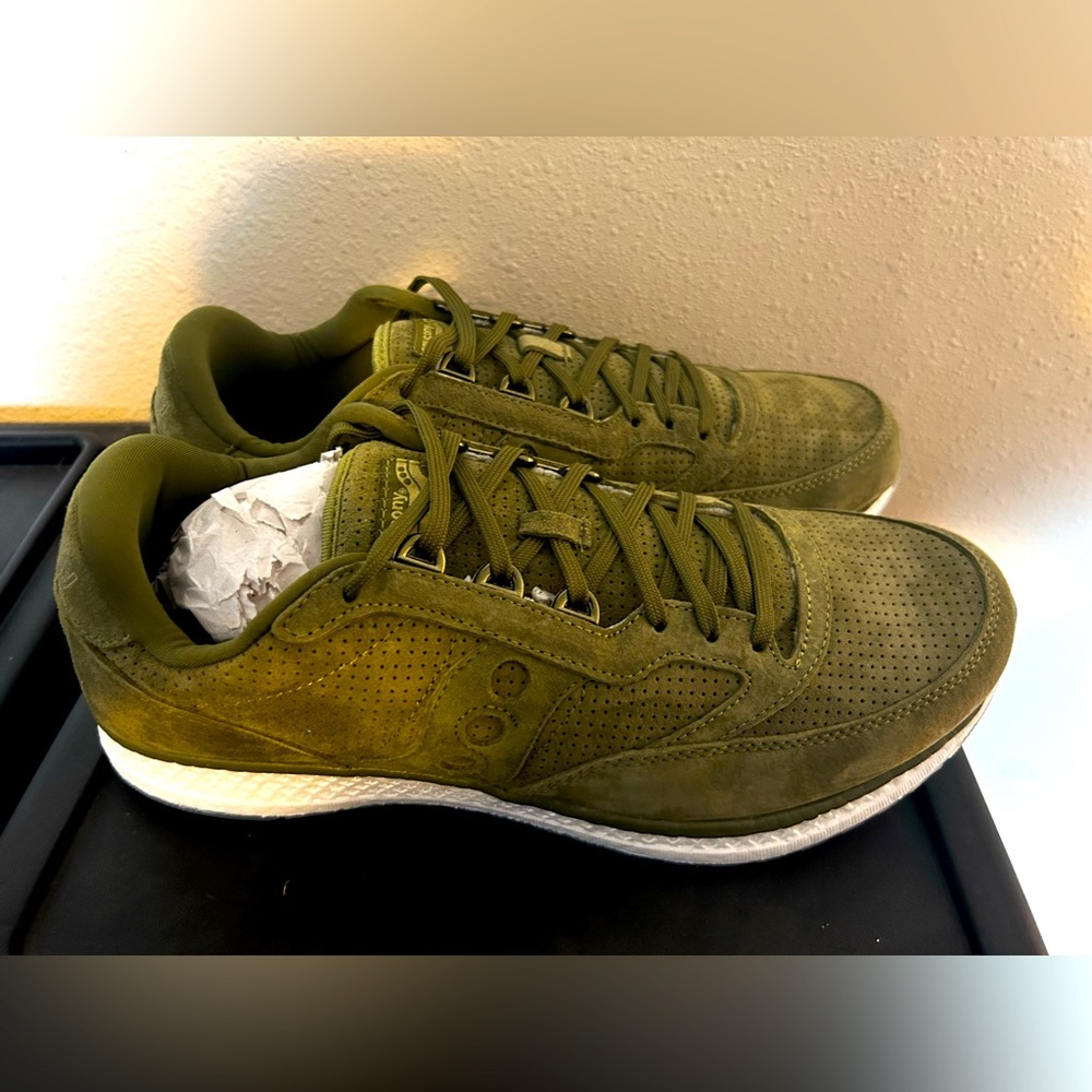 Brand New Saucony Men’s Everun Size 12 Shoes